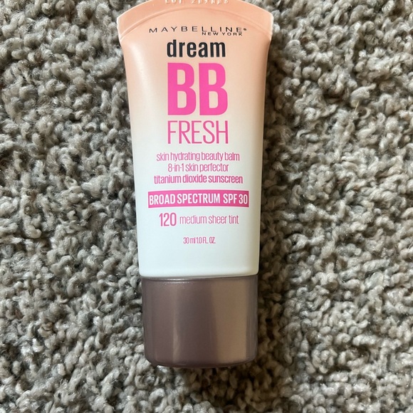 Maybelline Dream BB Fresh 120 Medium Tint - Picture 1 of 3